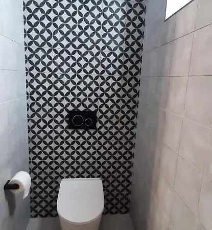 Paola Apartments شقة فندقية